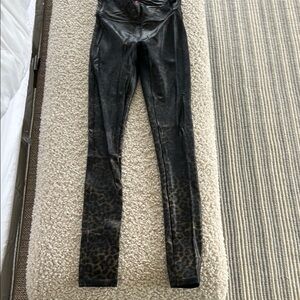 Leopard spanx with Sleek Glossy Finish 7/8 length